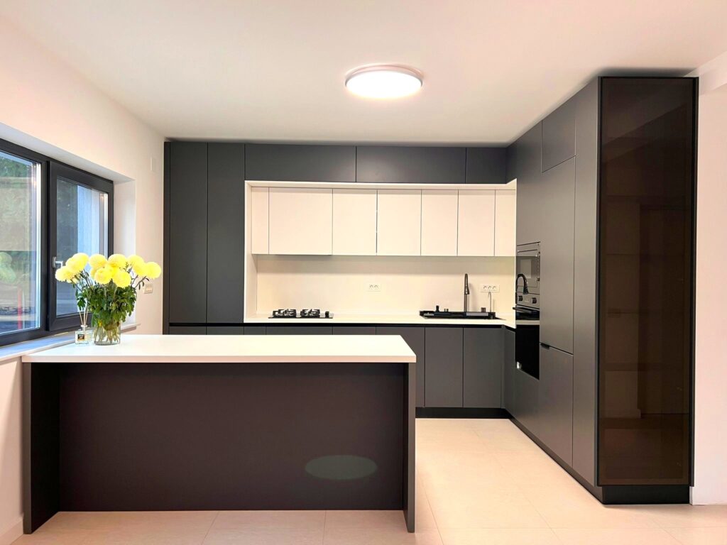 587947309_1364179622072704_3868617775622434497_n